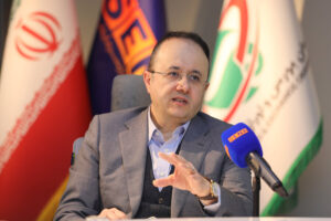 جذب علاقه‌مندان به سرمایه‌گذاری ارزی در بورس امکان‌پذیر شد/ صندوق‌های ارزی انگیزه نگه‌داری ارز در بازار غیررسمی را کاهش می‌دهند