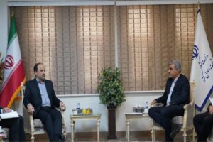 مدیرعامل سازمان تأمین اجتماعی در دیدار با هاشم کارگر، رئیس سازمان ثبت…
