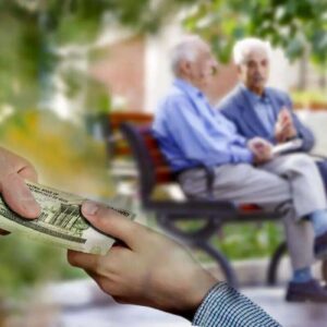 بازنشستگان تأمین اجتماعی در انتظار اعمال افزایش حقوق