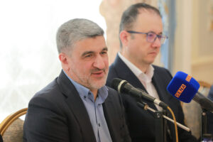 بازگشایی موفق بازار سهام را نباید به پای یک شخص یا گروه خاص نوشت + ویدئو