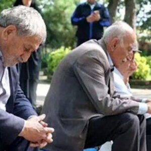زمان دقیق واریز حقوق تیر بازنشستگان اعلام شد/ معوقات فروردین و اردیبهشت چه زمانی به حساب بازنشستگان واریز می‌شود؟